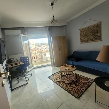 Bi&ly 34 Old Town With View דירה